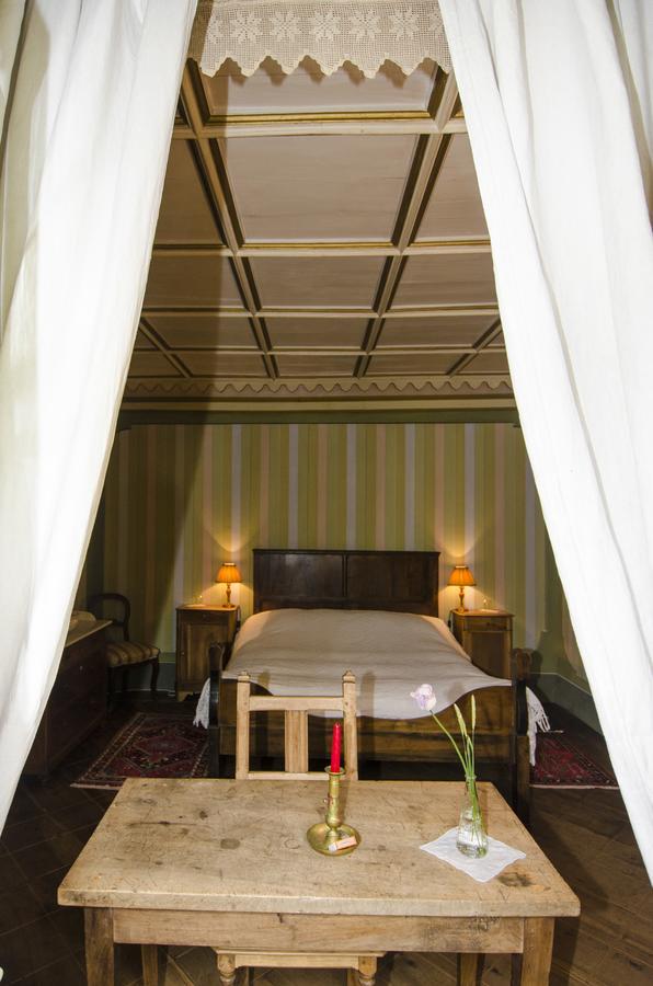 Palazzo Gamboni Swiss Historic Hotel Comologno ภายนอก รูปภาพ